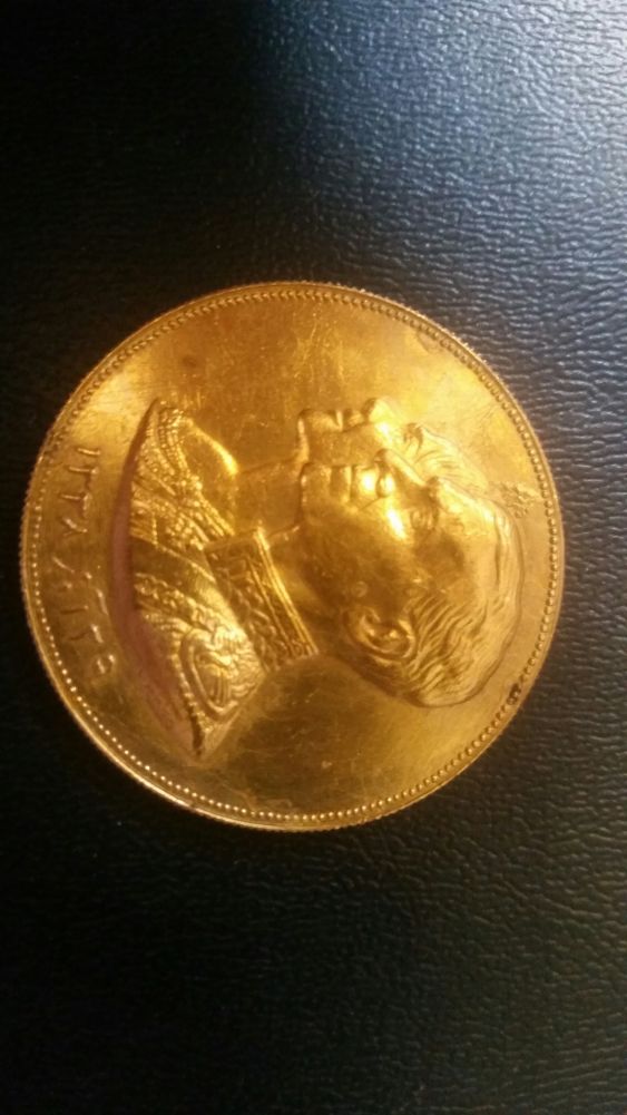 Iranian-Gold-Commemorative-Coin