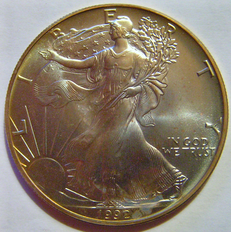 Christmas-Colors-And-Bullion