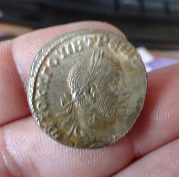 Silver-Billon?-Tets.