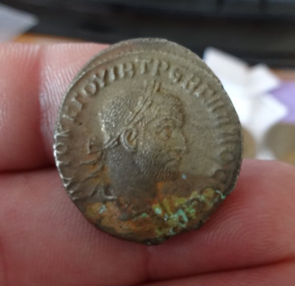 Silver-Billon?-Tets.