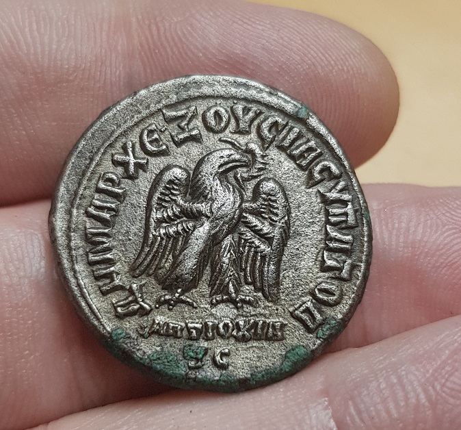 Identification-Help-Please-And-Site-For-Reference.
