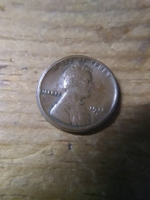 Everyone-Should-Look-At-These.-Penny-And-Nickel-Issue