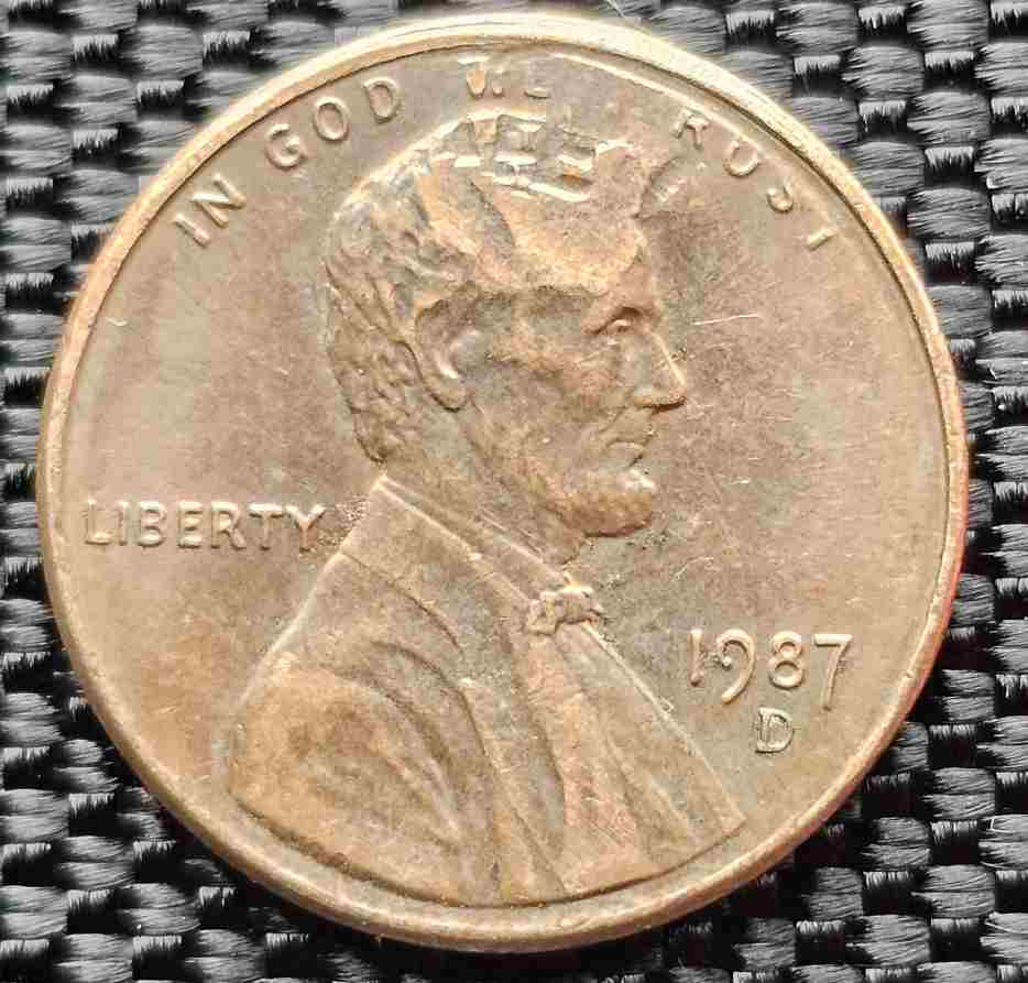 1987-D-Penny-With-Large-Letters-On-Lincolns-Head?