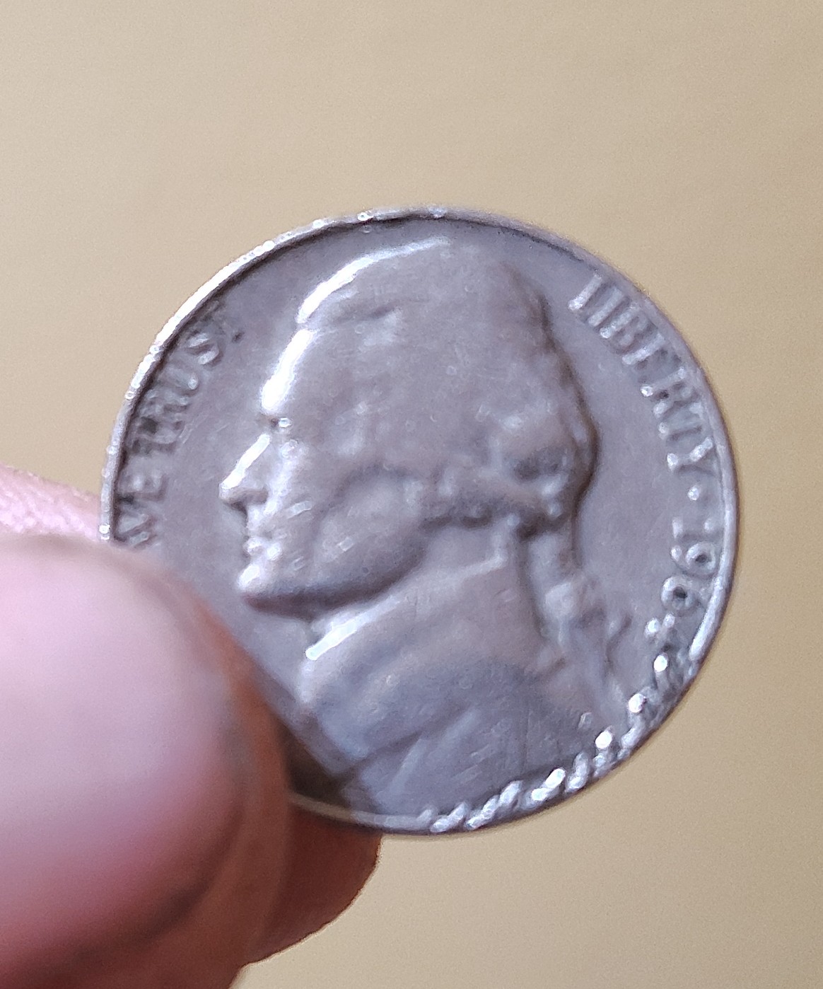 Help-Me!-I-Found-A-64-Jefferson-No-Mint-Mark-With-An-Odd-Edge,