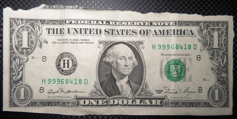 Misaligned-$1-Bill-From-1981