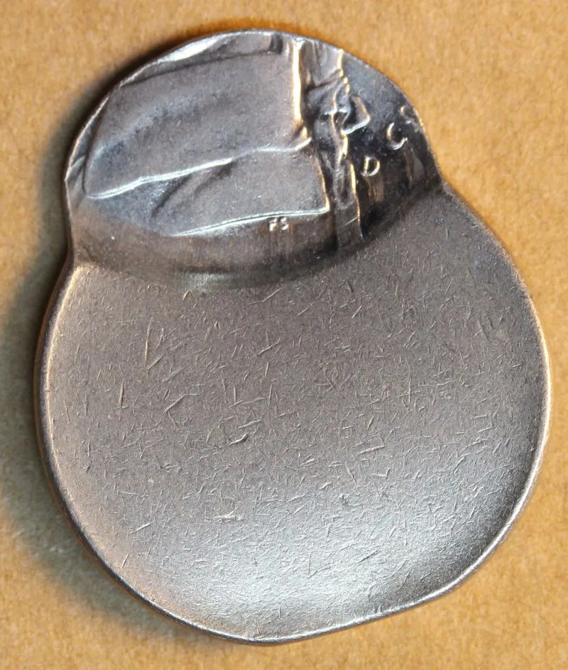 Undated-Off-Center-Nickel-With-Minor-Machine-Part-Impingement?