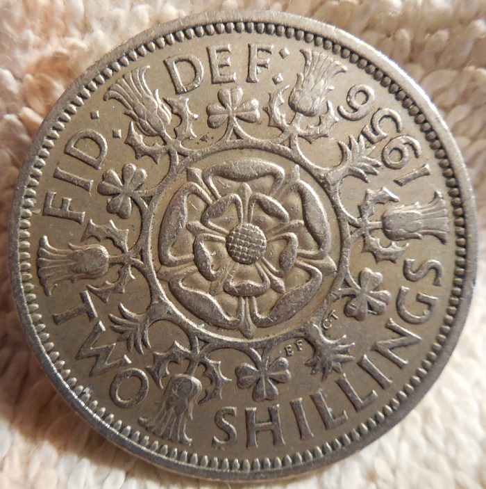 Post-Your-Coins-With-Coats-Of-Arms,-Shields,-Crests,-Crowns,--Etc.