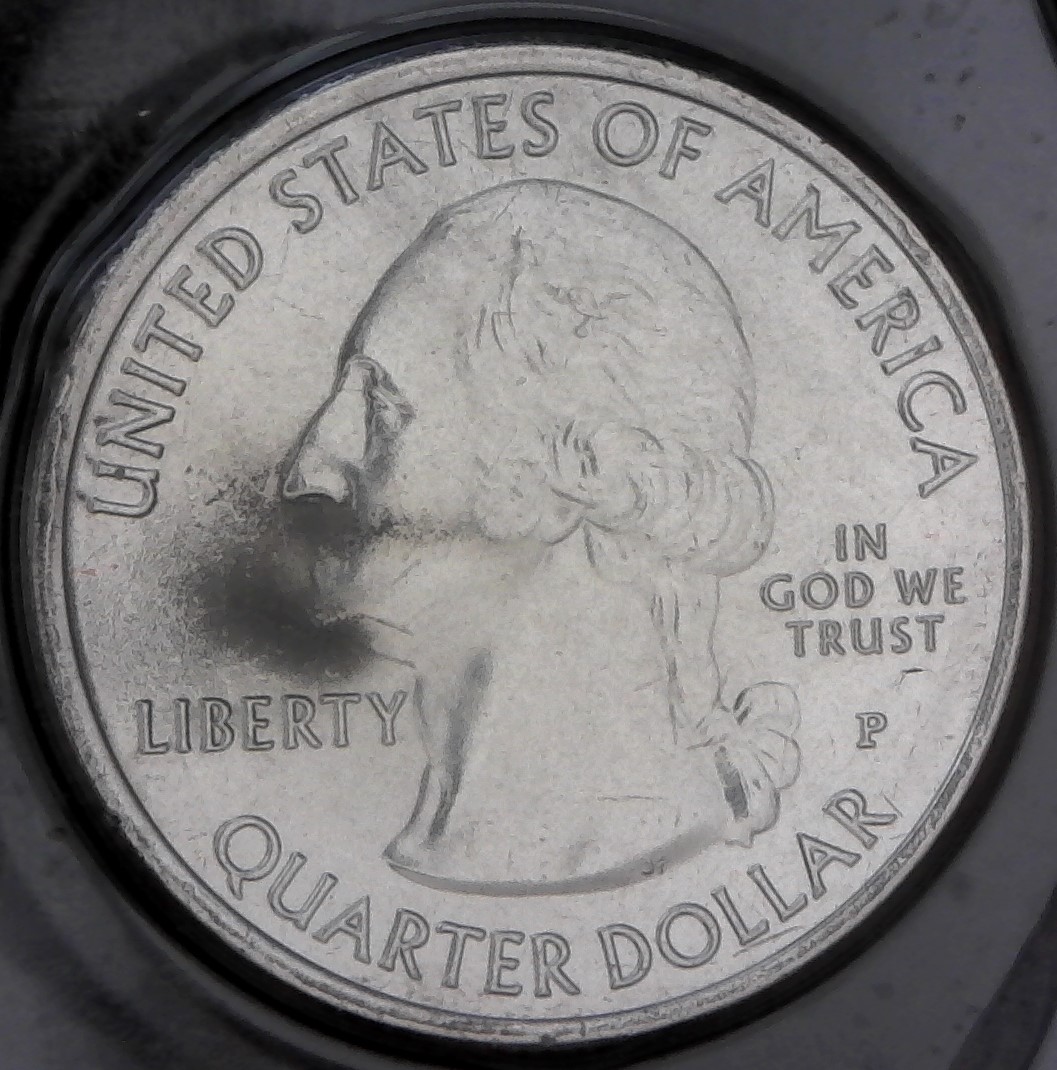 2015-P-Uncirculated-Mint-Quarter-In-Package-With-Substance-On-Obverse