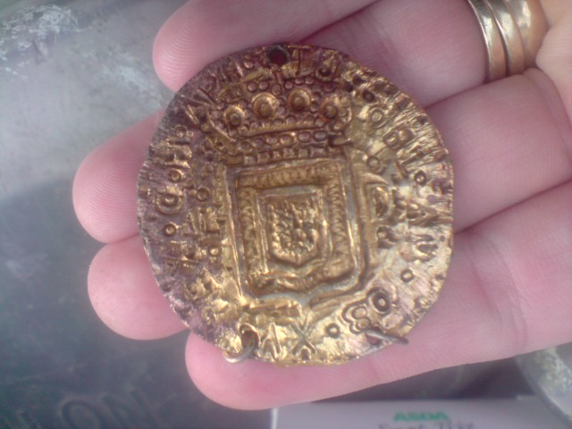 Please-Help-Me-Identify-This-Coin/Medal