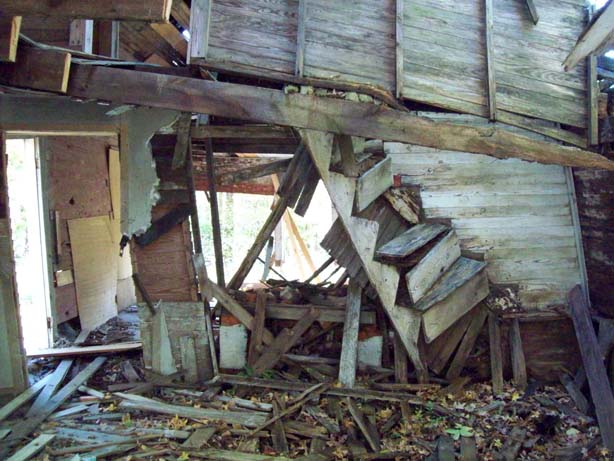 Found-Two-Old-Houses-And-Barns.-Have-A-Question