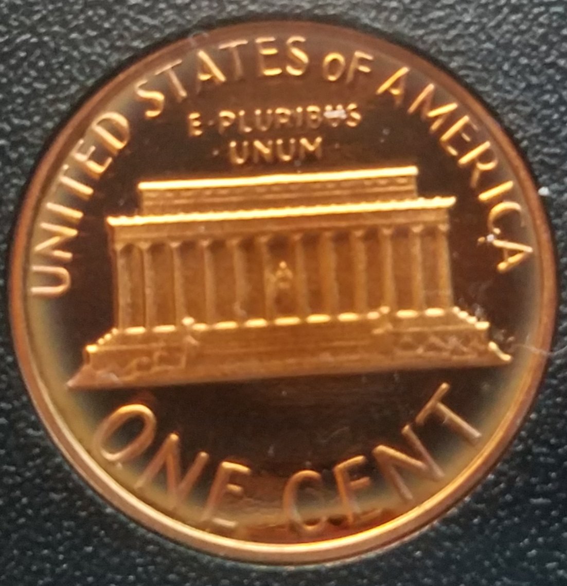 1983-Mint-Set-Lincoln-Penny-Struck-Through?