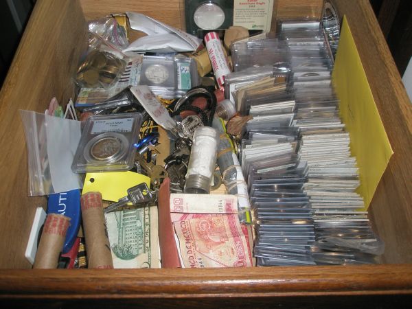 Tell-You-Show-You-Store-And-Show-Your-Coins!