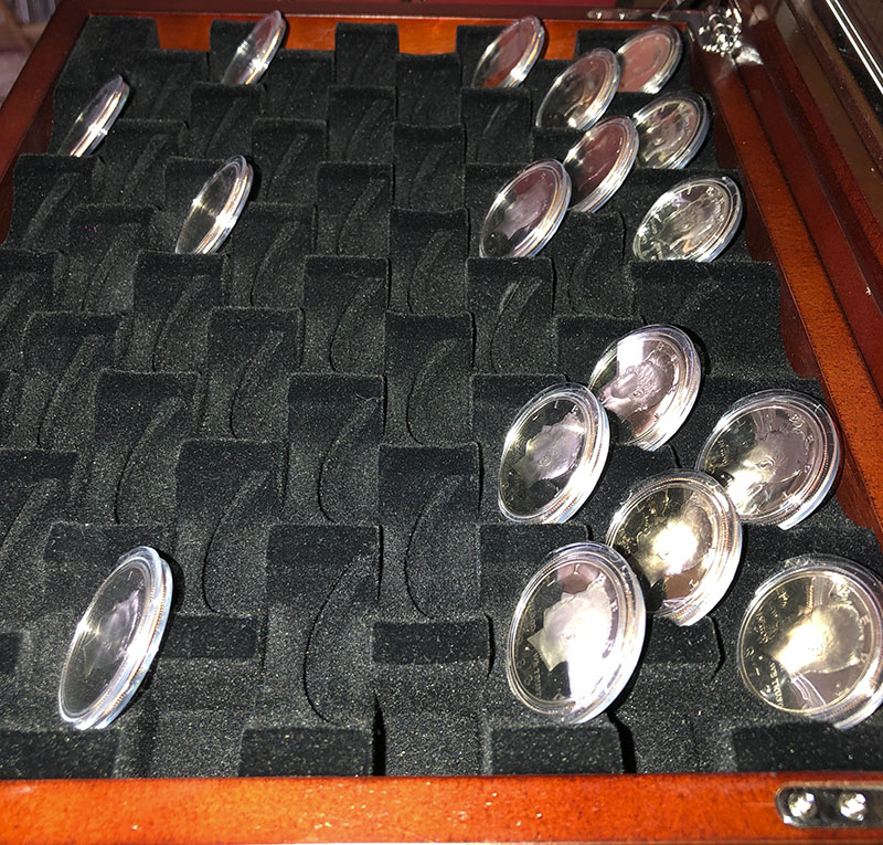 Question-On-Coin-Capsules