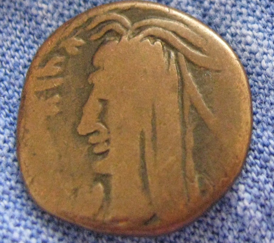 HI-I-Need-Help-Indentifying-Small-Coin-Not-Sure-What-Topic-It-Belongs-To