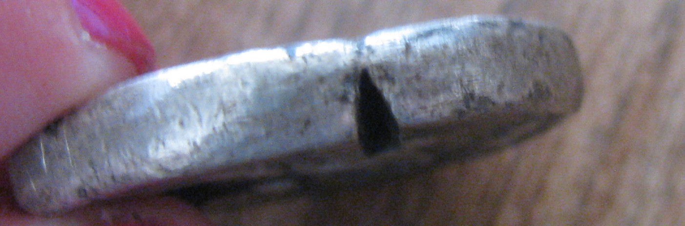 Need-Help-Identifying-Again-Please