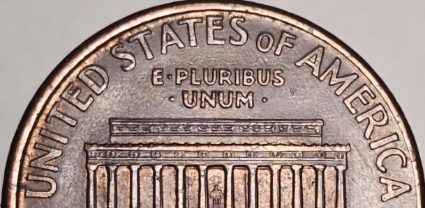 2001-LMC-What-Is-Going-On-With-Lincolns-Lips-And-Cheek?-1