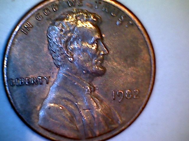 1982-Die-Chip,-Gas-Bubble-Or-Double-Ear?