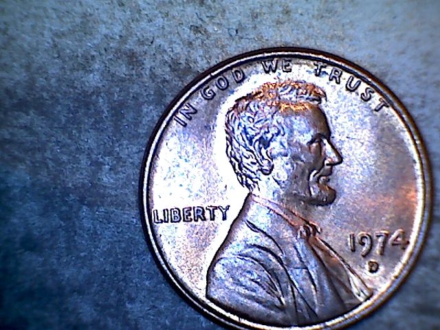 1974-Lincoln-With-Diechip-On-Ear?
