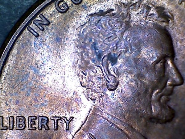 1974-Lincoln-With-Diechip-On-Ear?