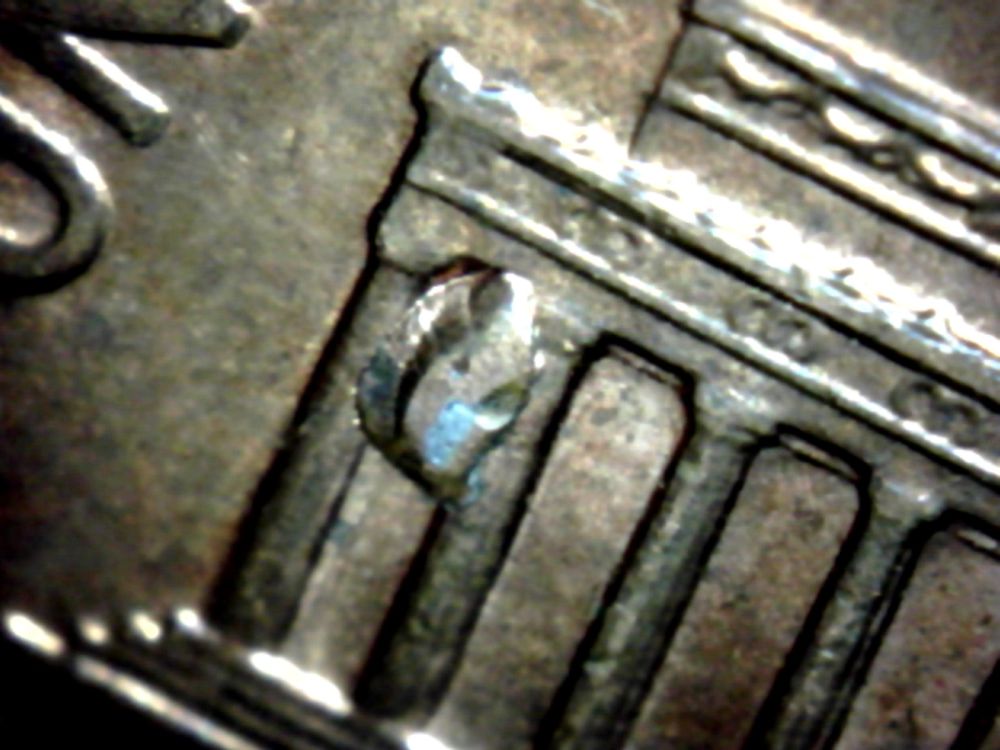 2007-P-Nice-Die-Chip-Beehive-