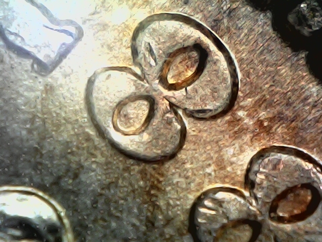Moniker-Buys-A-Cheap-Microscope-From-Amazon-25$-First-Impressions-Pics-Review
