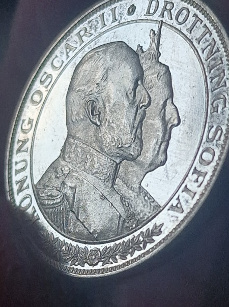 Strange-Cleaning-Lines-On-This-2krona-1907