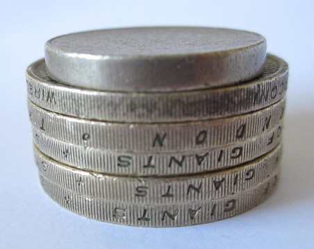Fake-£1