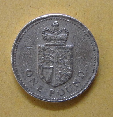 Fake-£1