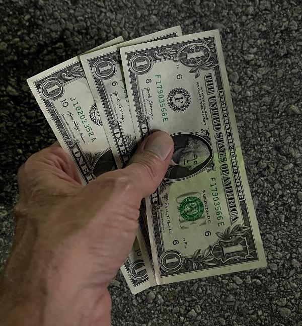 Post-Your-Stories-&-Pix-Of-Found-Money