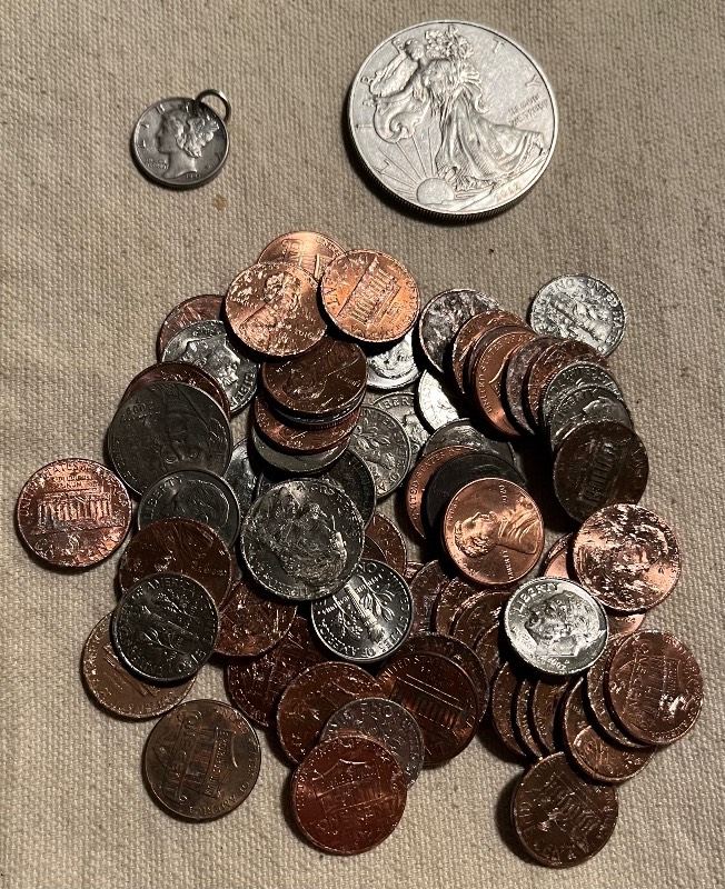 Post-Your-Stories-&-Pix-Of-Found-Money