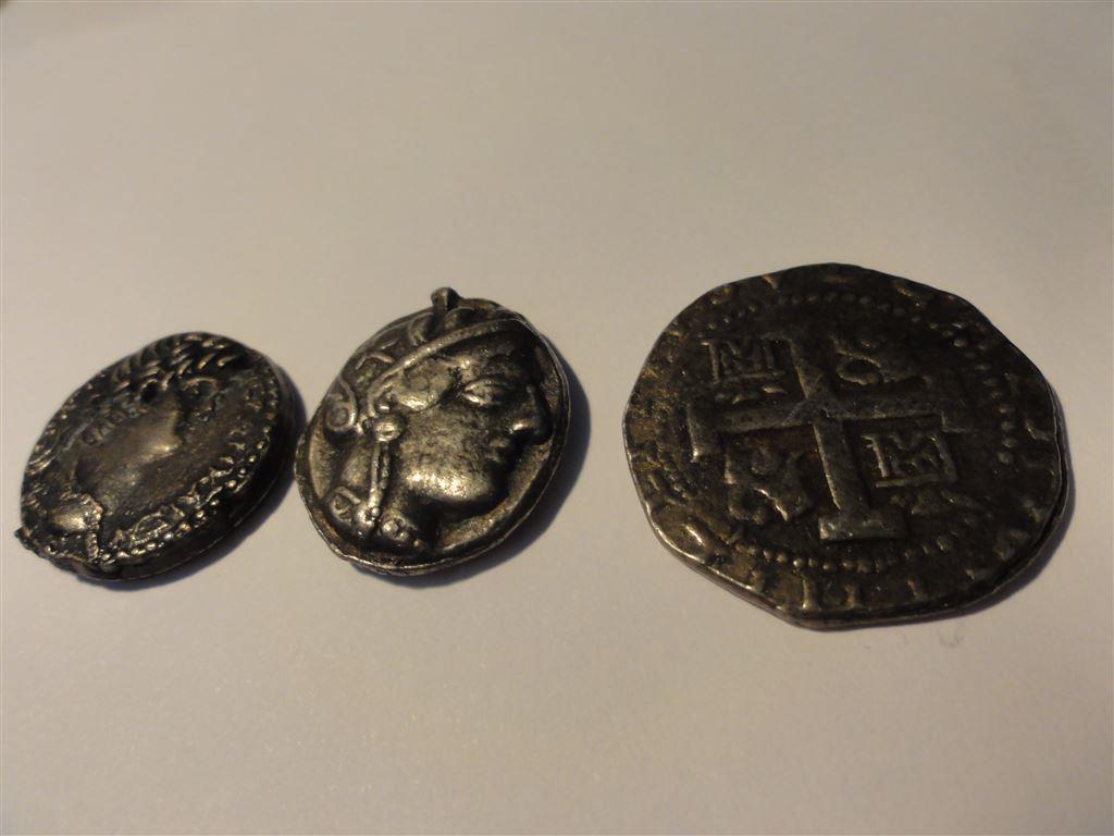 3-Unidentified-Coins-And-A-Medal,-Need-Help!