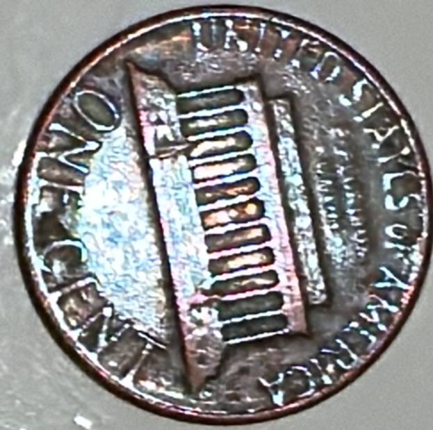1982-D-Small-Date-Lincoln-Cents,-2.5-G-Zinc.-Is-There-A-'Ghost-D'-Variety-To-This-Coin?