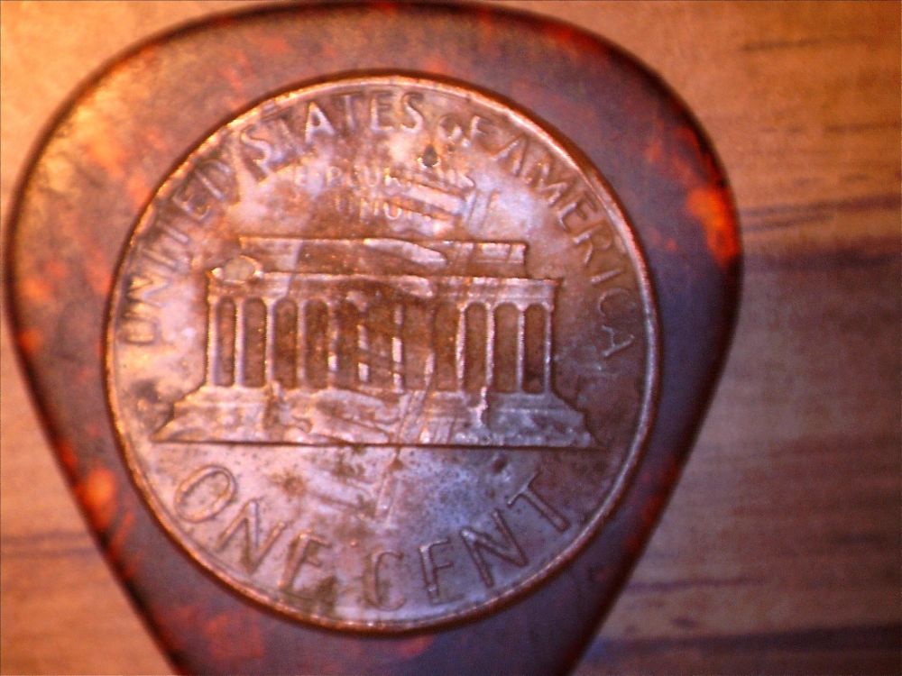 1983-D-Cent;-Clash-Over-Strike-?