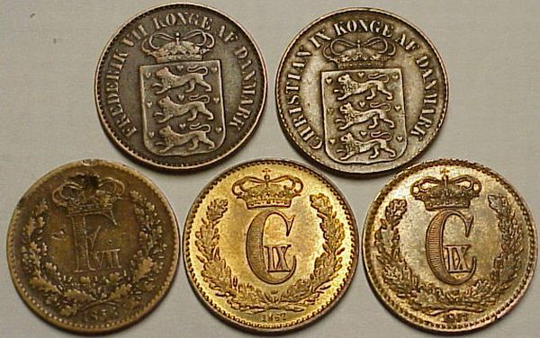 Awesome-Box-Of-Foreign-Coins