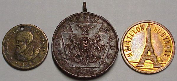 Any-French-Coins-With-Eifle-Tower-On-Them?