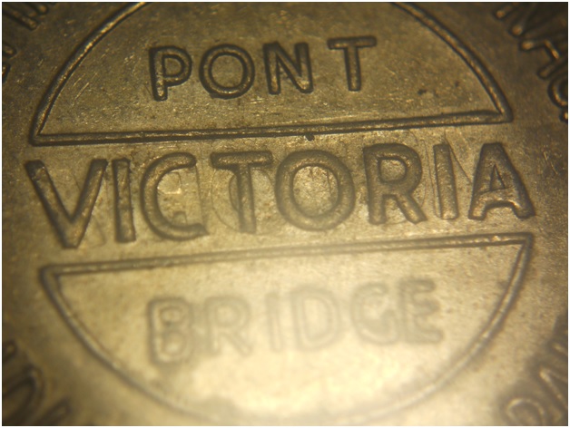 Die-Clash-On-A-Victoria-Bridge-Token