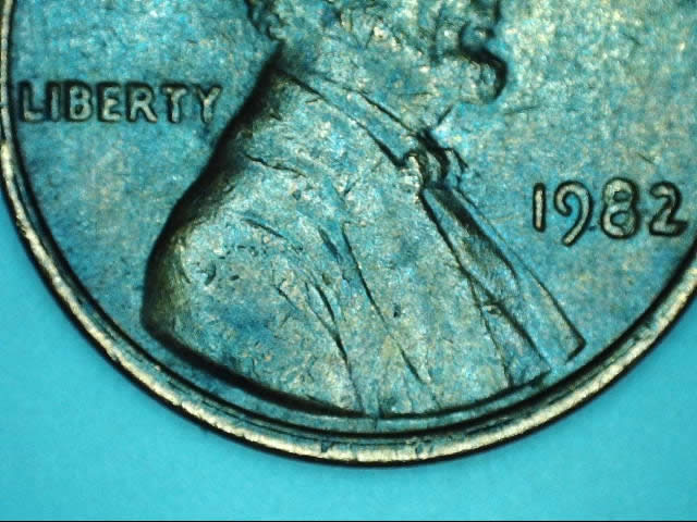 Can-Anyone-Tell-Me-If-This-Is-A-DDR-And-If-Its-Worth-Anything.---1982-LMC