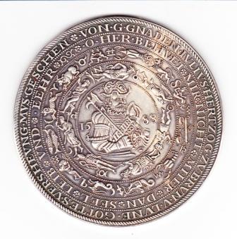 What-Coin-Is-It?-|-Replica-Brunswick-Multiple-Thaler-1588