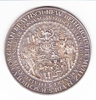 What-Coin-Is-It?-|-Replica-Brunswick-Multiple-Thaler-1588