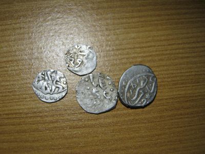 Old-Coins-,-Any-Ideas-And-Values-Please?