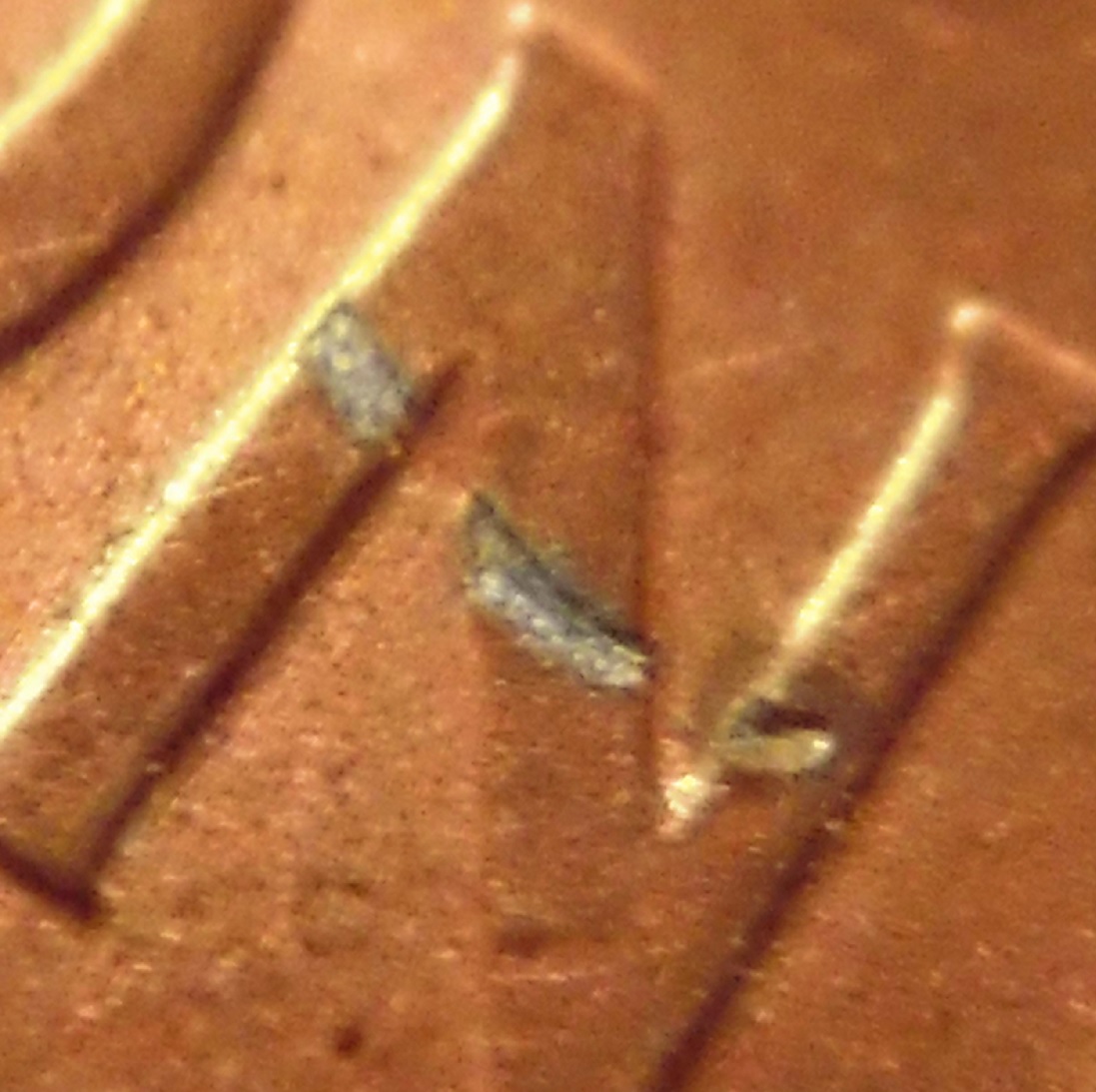 Lincoln-Memorial-Cent,-Lincoln-Stamped-In-Column?