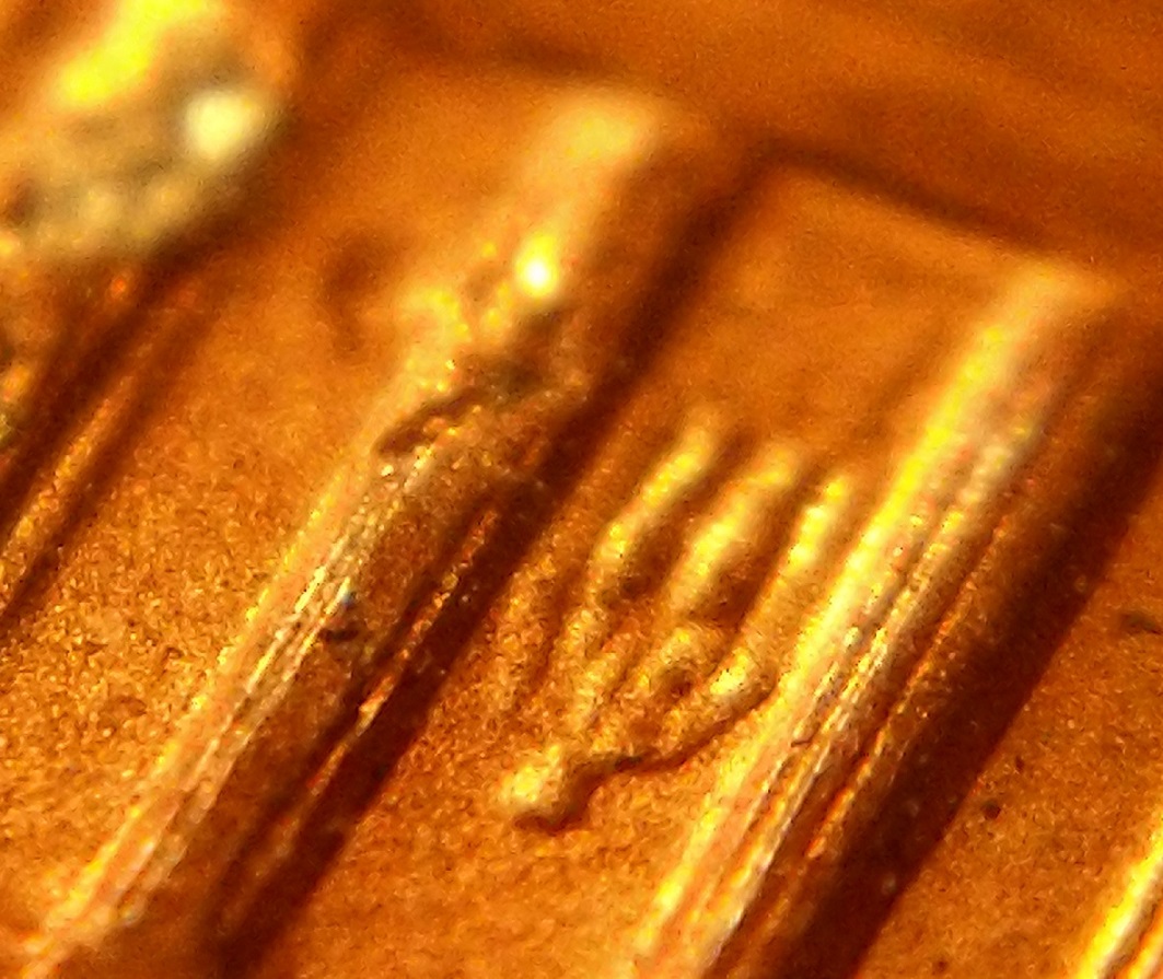 Lincoln-Memorial-Cent,-Lincoln-Stamped-In-Column?