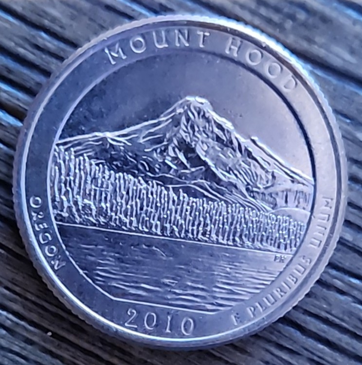 2010-P-Mount-Hood-Oregon-Quarter-Looks-Silver?