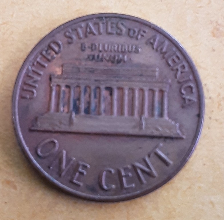 1971-Lincoln-Penny-Slightly-Off-Center-On-Obverse?