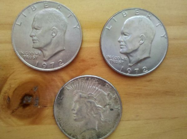 Cool-Finds-At-The-Coin-Counter