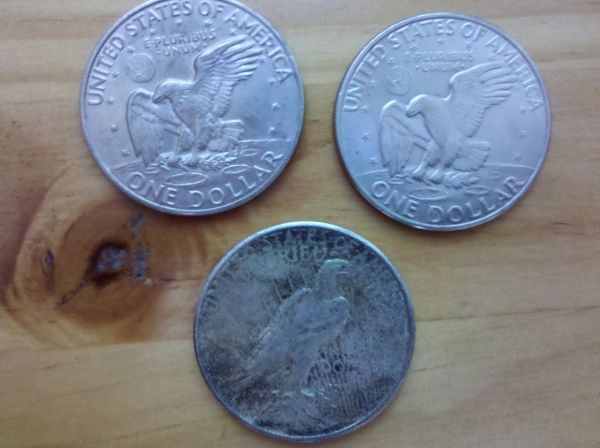 Cool-Finds-At-The-Coin-Counter