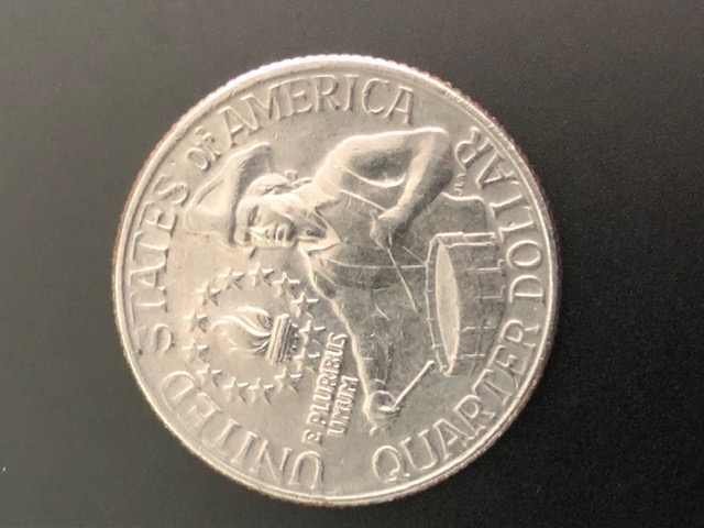 Bicentennial-Quarter-1776-1976-D-Error,-Close-AM?