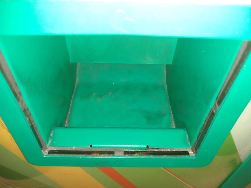 Coinstar-Finds!-Including-Bank-Counters-And-Other-Machines