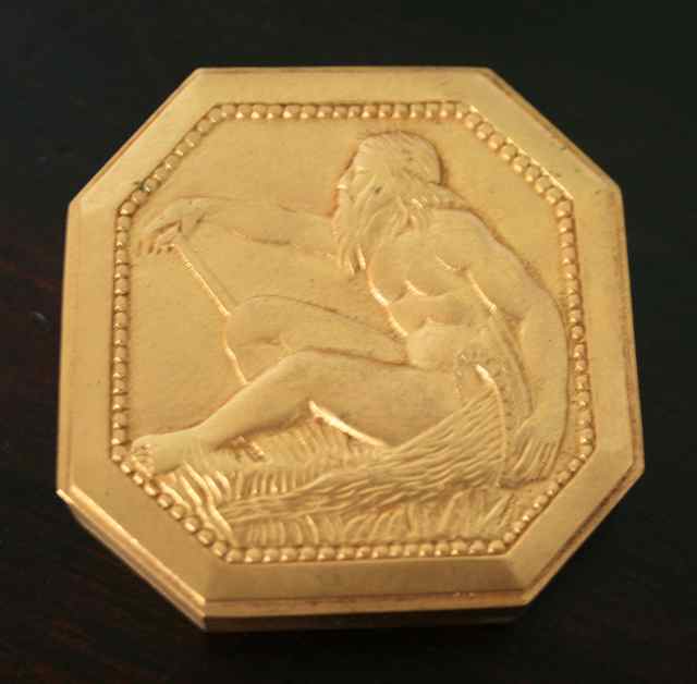 I-Need-Help-Identifying-This-Medal-Please.