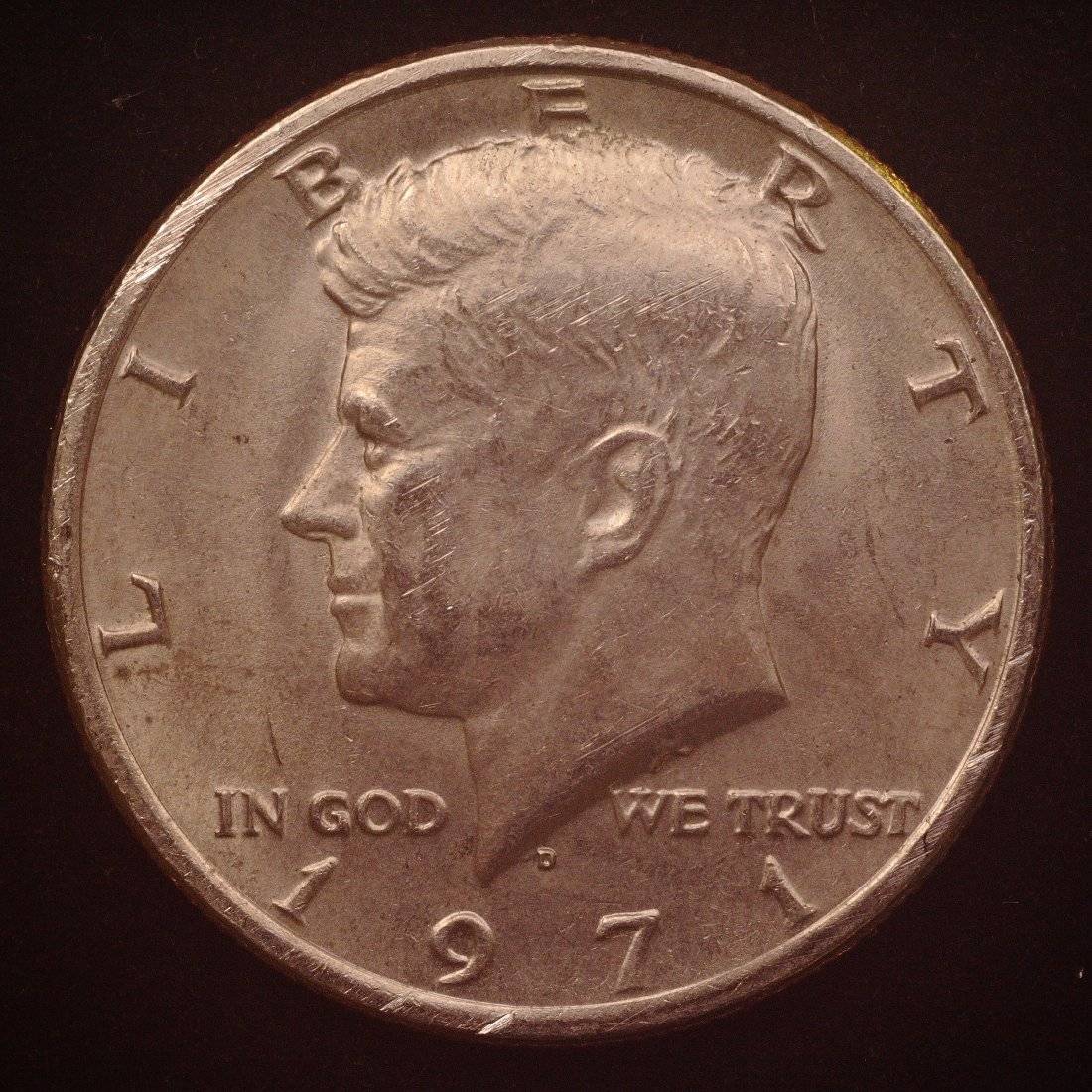 1971-D-Half-Dollar----Is-This-A-Die-Gouge-Maybe?